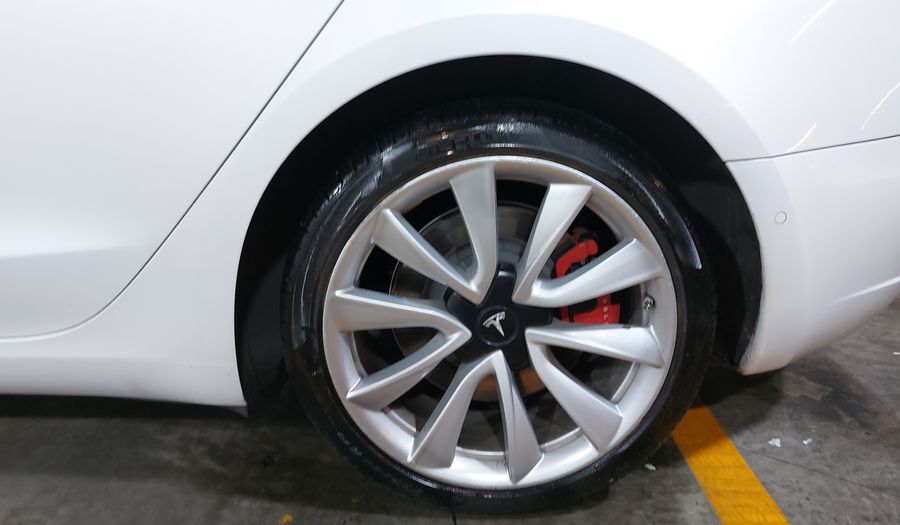 Tesla Model 3 LONG RANGE 4WD Sedan 2020