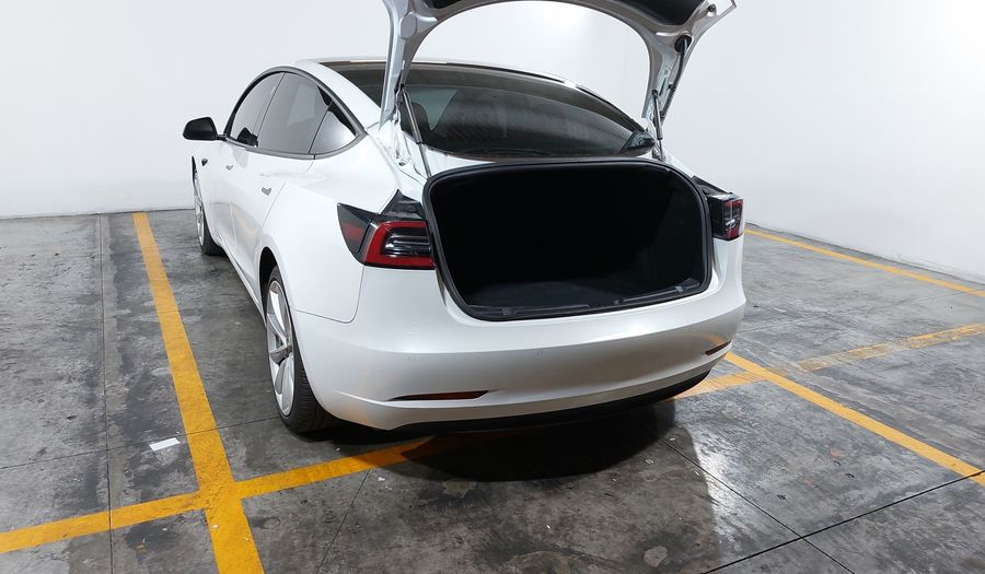Tesla Model 3 LONG RANGE 4WD Sedan 2020