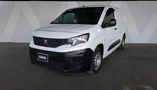 Peugeot • Partner