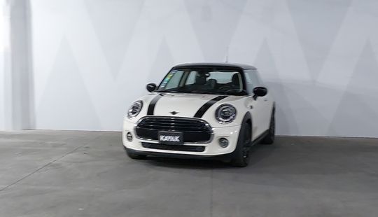 Mini • Cooper