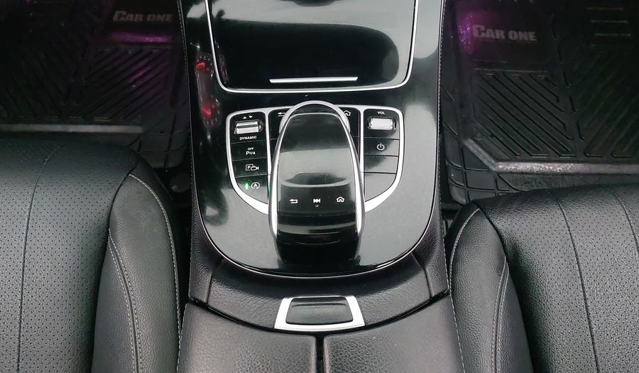Mercedes Benz Clase E 2.0 200 EXCLUSIVE AT Sedan 2017