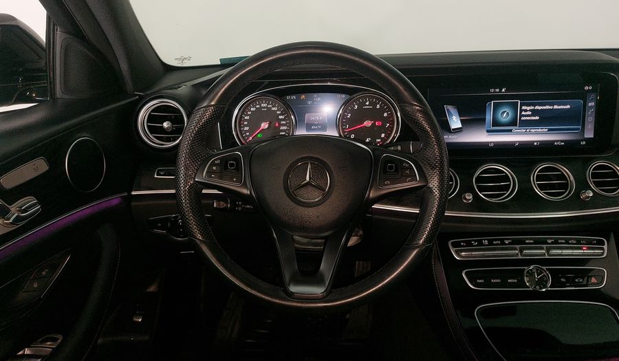 Mercedes Benz Clase E 2.0 200 EXCLUSIVE AT Sedan 2017