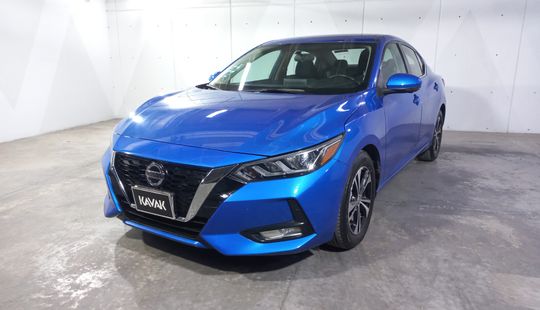Nissan • Sentra