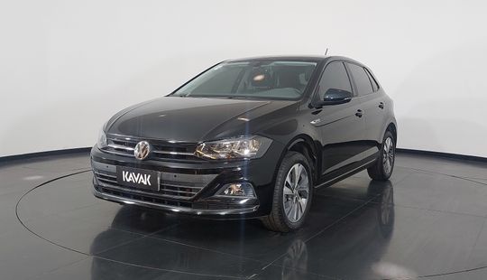 Volkswagen • Polo