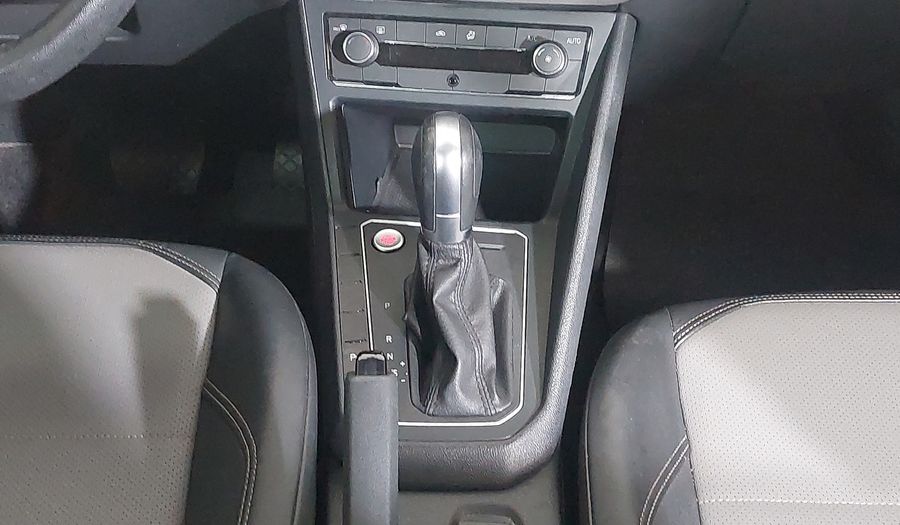 Volkswagen Polo 200 TSI COMFORTLINE Hatchback 2020