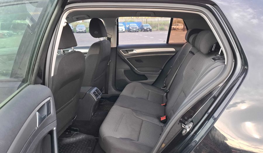 Volkswagen Golf 1.4 TSI COMFORTLINE DSG Hatchback 2017