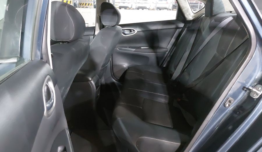 Nissan Sentra 1.8 ADVANCE MT Sedan 2017