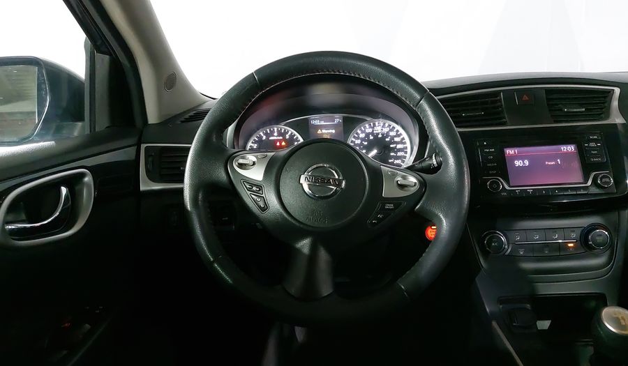 Nissan Sentra 1.8 ADVANCE MT Sedan 2017