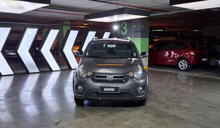Fiat Mobi 1.0 TREKKING Hatchback 2024