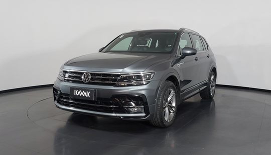 Volkswagen • Tiguan