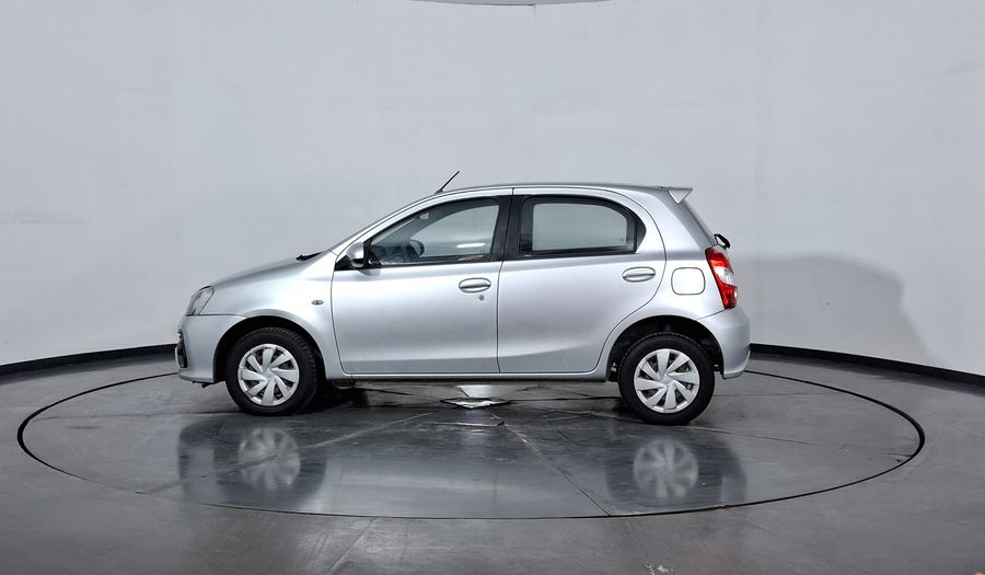 Toyota Etios 1.5 XS Hatchback 2017