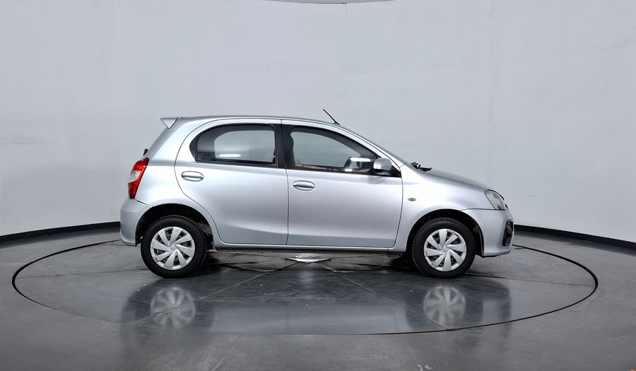 Toyota Etios 1.5 XS Hatchback 2017