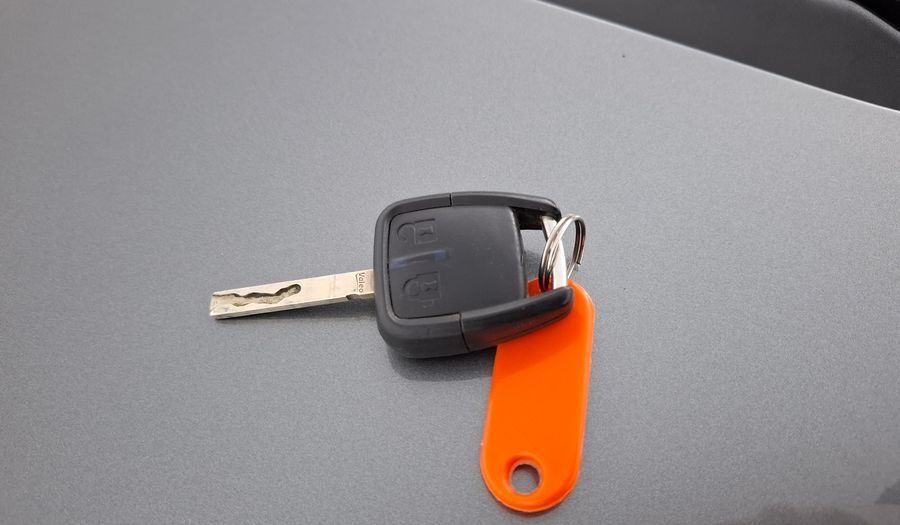 Chevrolet Agile 1.4 8V LT Hatchback 2012