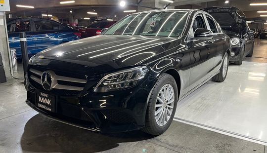 Mercedes Benz • Clase C