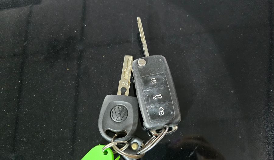 Volkswagen Gol Trend 1.6 PACK III Hatchback 2015