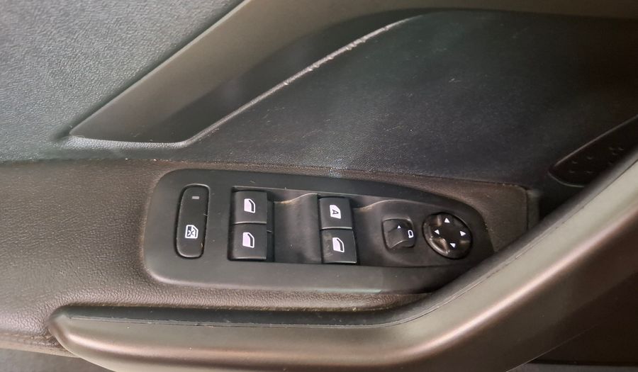 Peugeot 2008 1.6 FELINE TIPTRONIC 6 Suv 2019