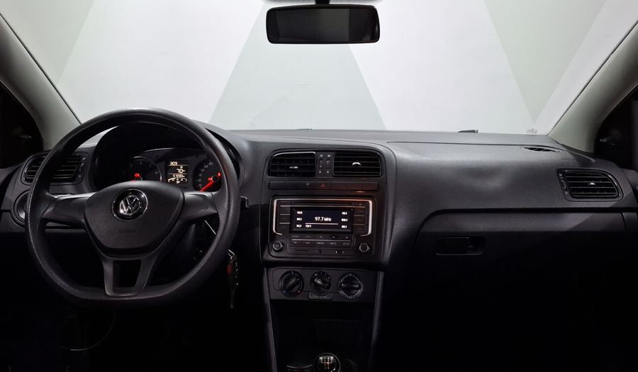 Volkswagen Vento 1.6 COMFORTLINE Sedan 2019