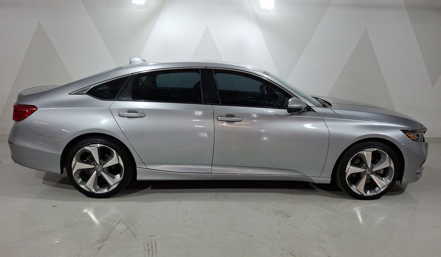 Honda Accord 2.0 TOURING AUTO Sedan 2018