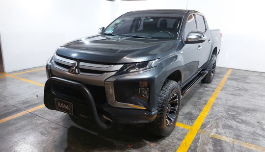 Mitsubishi • L200