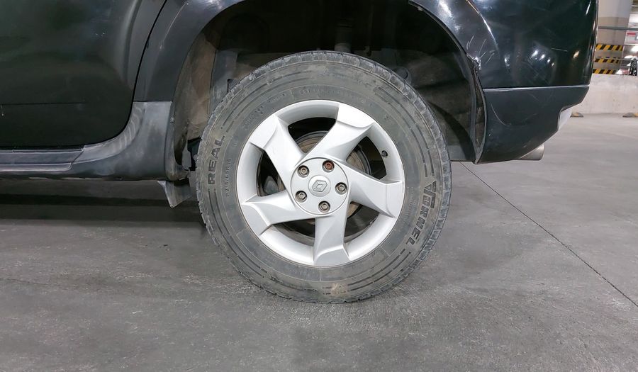 Renault Duster 2.0 DYNAMIQUE MEDIA NAV MT Suv 2015
