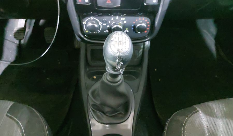 Renault Duster 2.0 DYNAMIQUE MEDIA NAV MT Suv 2015