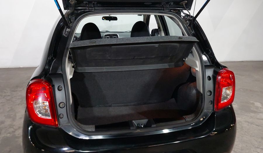 Nissan March 1.6 ADVANCE AT Hatchback 2017