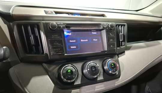 Toyota • RAV4