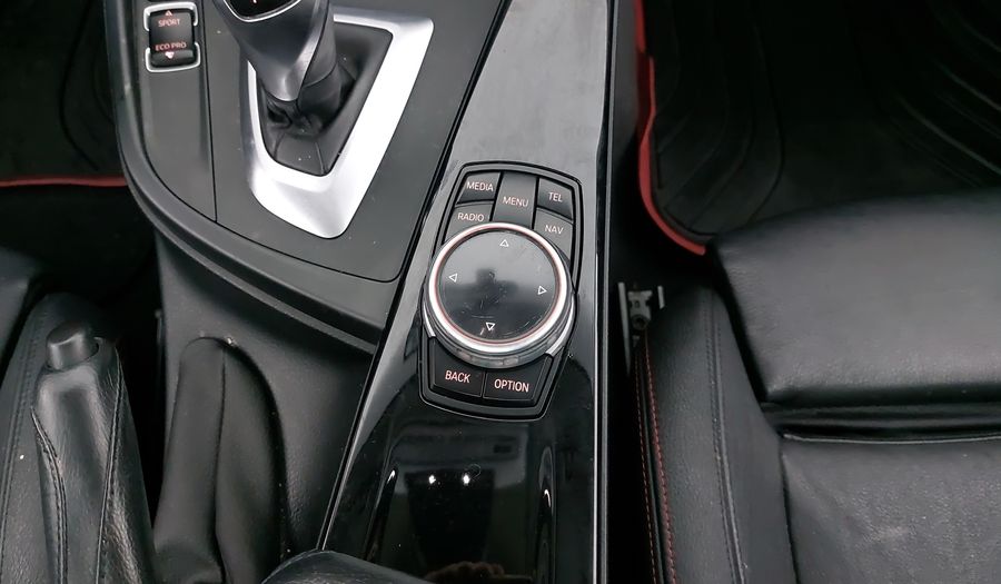 Bmw Serie 3 2.0 328IA SPORT LINE Sedan 2015