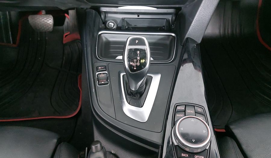 Bmw Serie 3 2.0 328IA SPORT LINE Sedan 2015