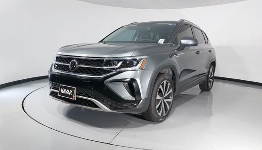 2021 • 84,000 km • Automático