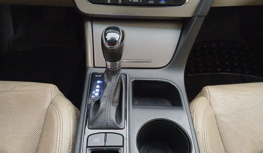 Hyundai Sonata 2.4 PREMIUM AT Sedan 2015