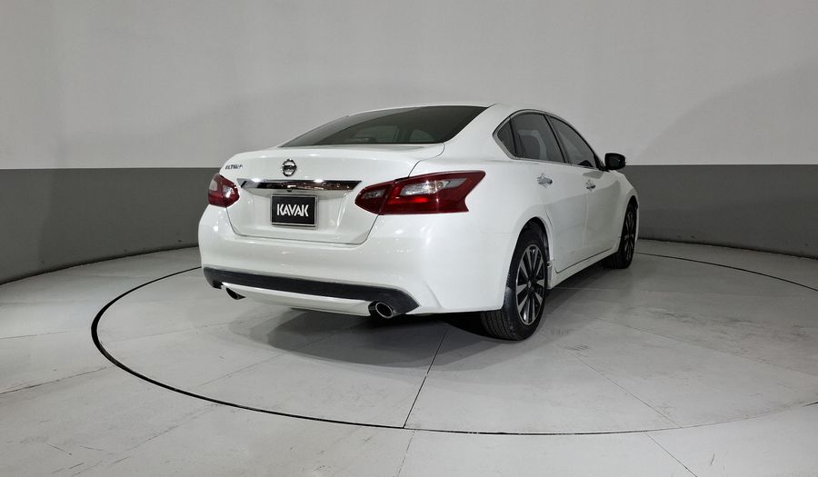 Nissan Altima 2.5 ADVANCE AUTO Sedan 2018