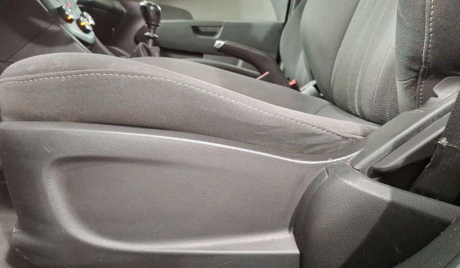 Chevrolet Sonic 1.6 MT D LT Sedan 2017