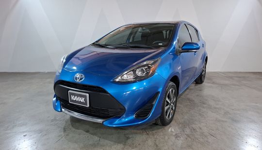 Toyota • Prius C