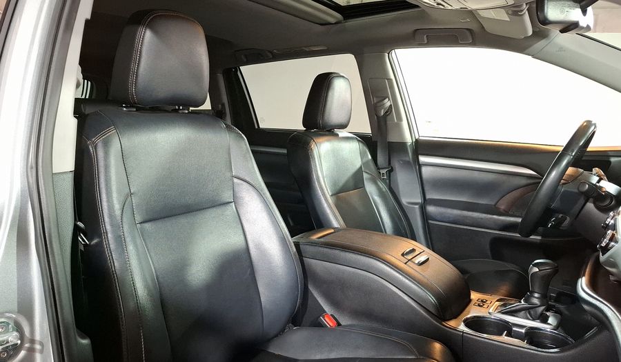 Toyota Highlander 3.5 XLE AUTO Suv 2019