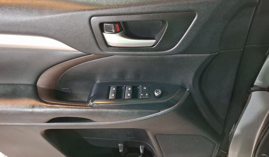Toyota Highlander 3.5 XLE AUTO Suv 2019