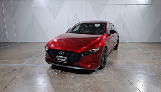 Mazda • Mazda 3