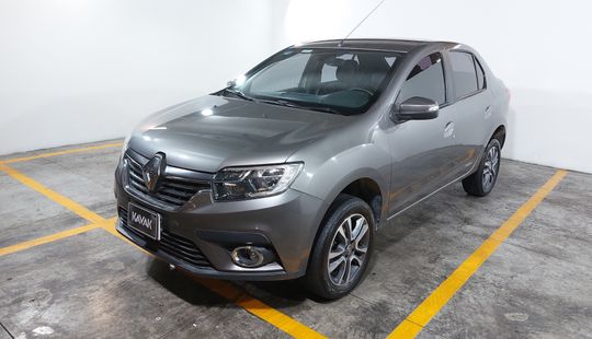 Renault • Logan