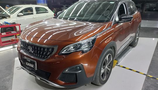 Peugeot • 3008