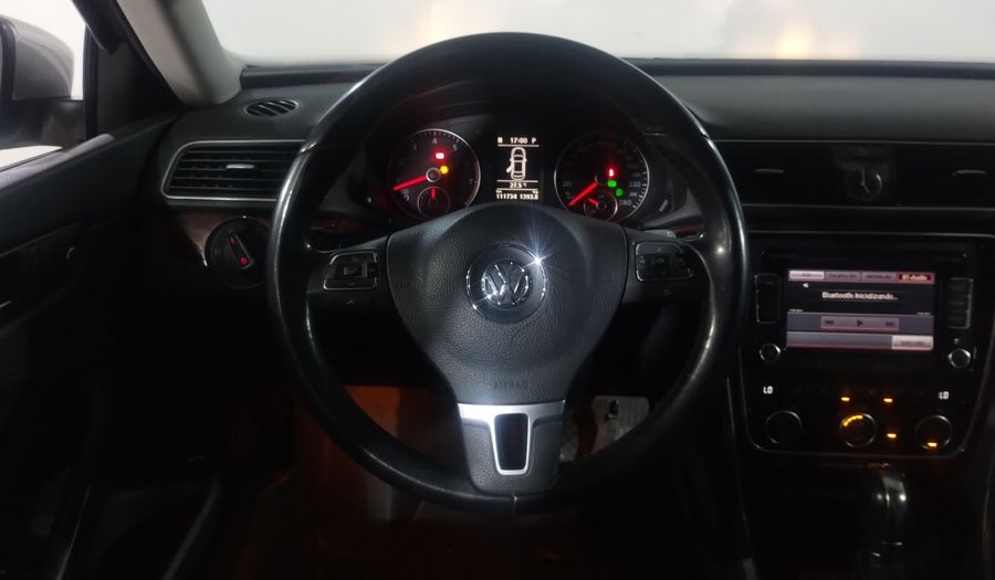 Volkswagen Passat 3.6 DSG Sedan 2012
