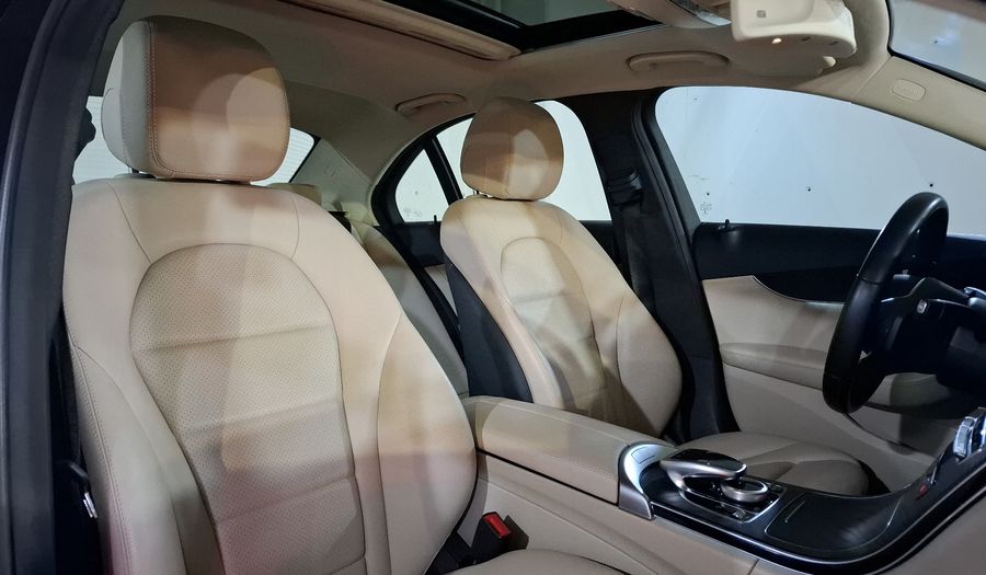Mercedes Benz Clase C 2.0 200 SPORT AUTO Sedan 2019