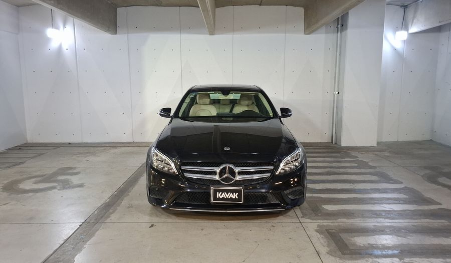 Mercedes Benz Clase C 2.0 200 SPORT AUTO Sedan 2019