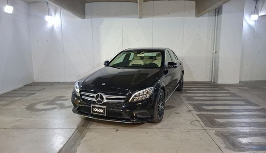 Mercedes Benz • Clase C