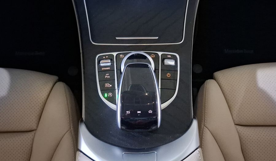 Mercedes Benz Clase C 2.0 200 SPORT AUTO Sedan 2019