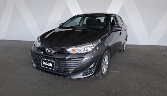 Toyota • Yaris