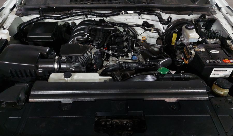 Nissan Np300 2.5 NP300 CHASIS CABINA Pickup 2021