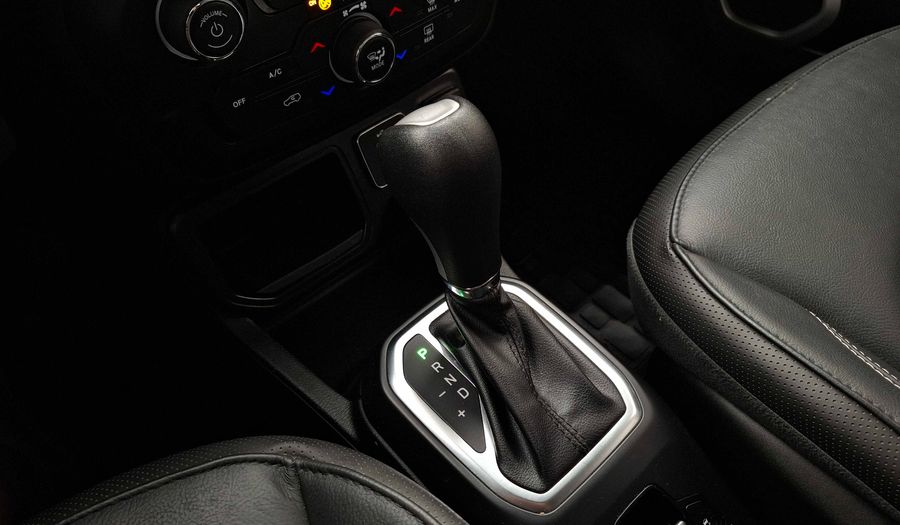 Jeep Renegade 1.8 LONGITUDE AT 4X2 Suv 2022