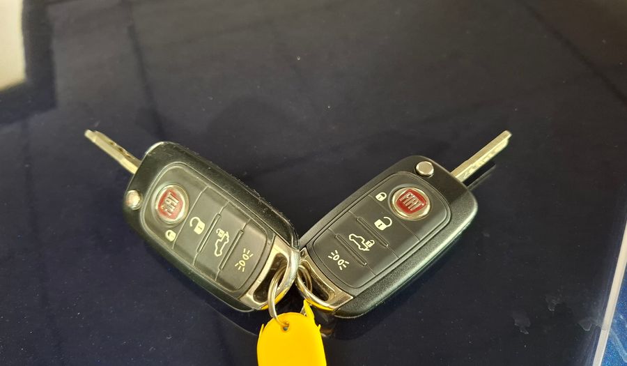 Fiat Toro 1.8 FREEDOM AUTO Pickup 2021
