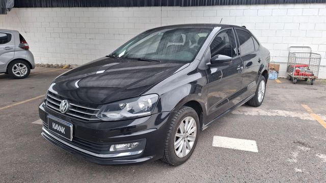 Volkswagen • Polo