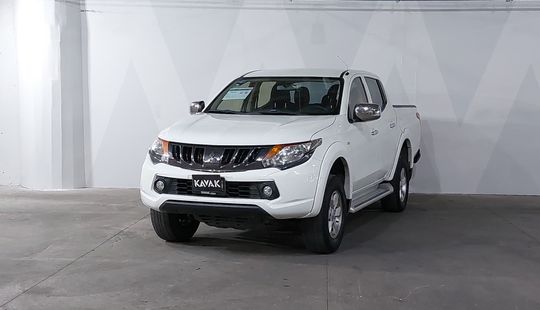 Mitsubishi • L200